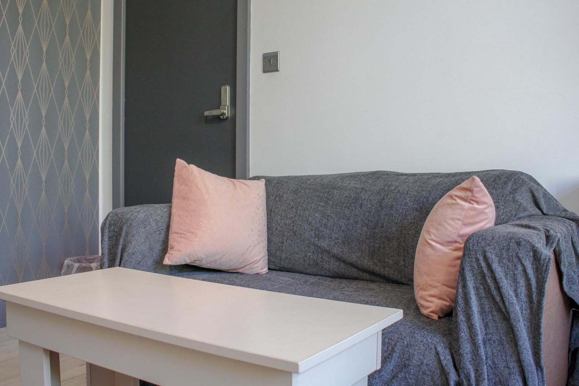 Double Modern Studio London Apartment Bagian luar foto