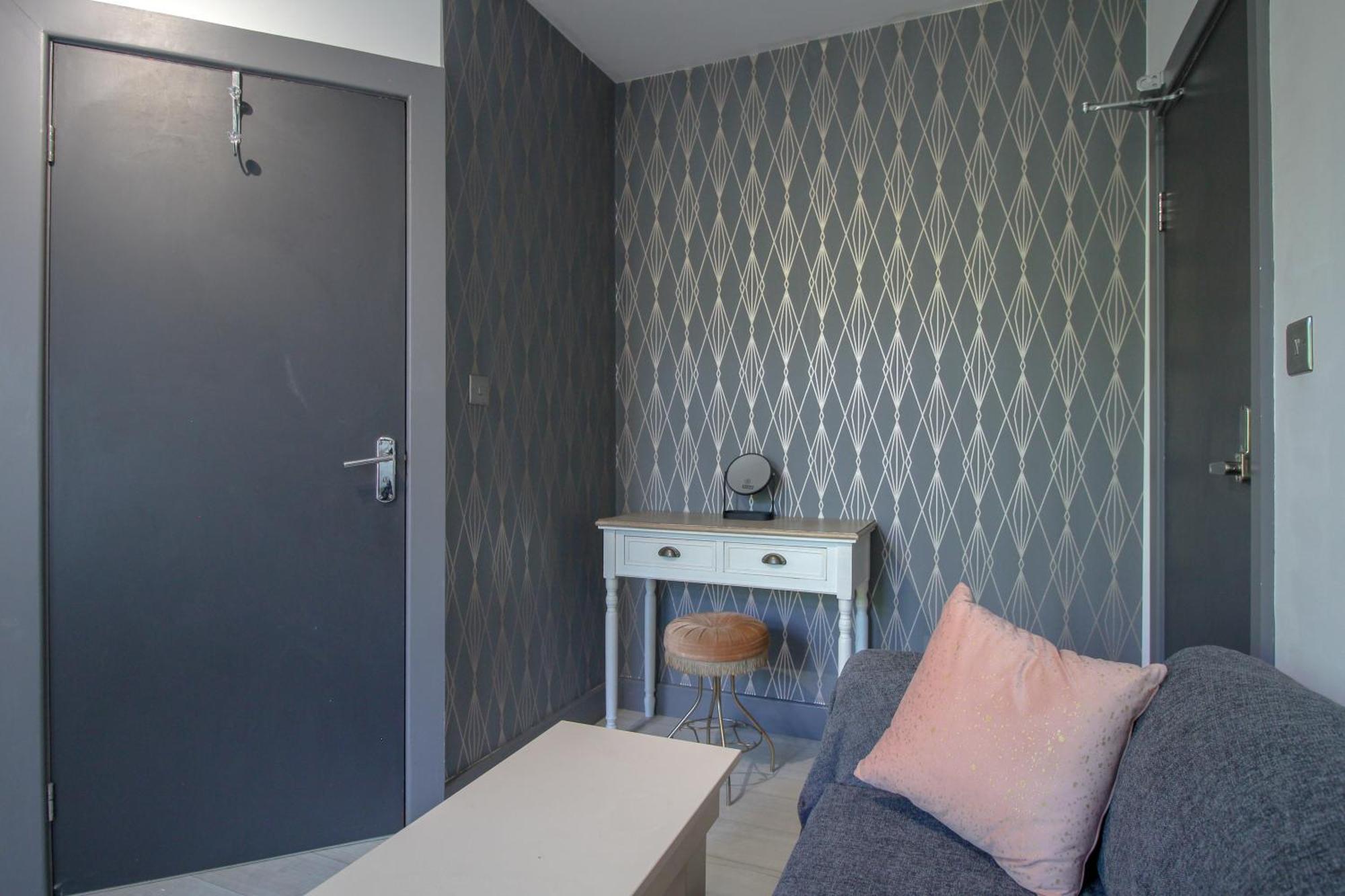Double Modern Studio London Apartment Bagian luar foto
